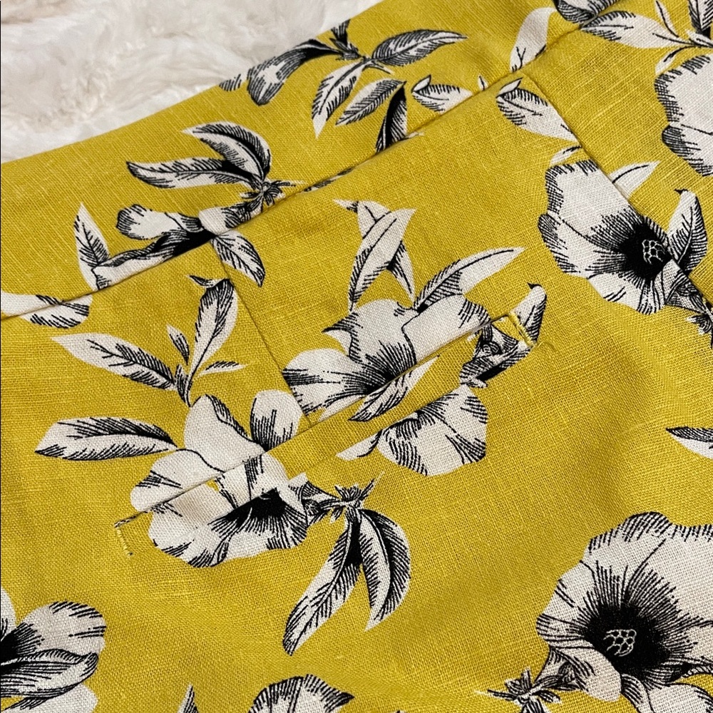 Banana Republic Linen/Rayon Yellow Floral Wide Leg Pants - Picture 8 of 12